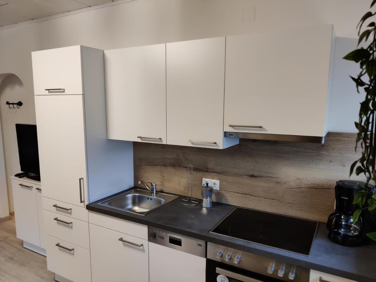 Holiday Home In Quiet Beautiful Area With Two Separate, Modern, Furnished Apartments Deutsch-Wagram Exterior foto