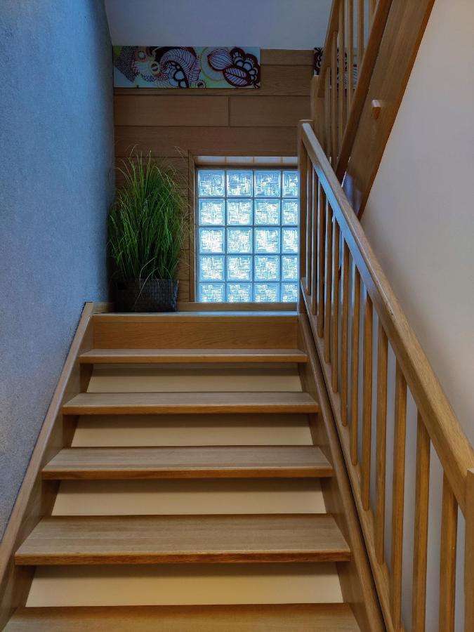 Holiday Home In Quiet Beautiful Area With Two Separate, Modern, Furnished Apartments Deutsch-Wagram Exterior foto
